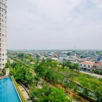 Wonderful 1Br Apartment At Mustika Golf Residence With Golf View By Travelio