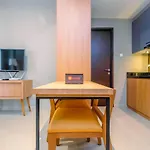 Wonderful 1Br Apartment At Mustika Golf Residence With Golf View By Travelio